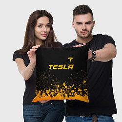 Подушка квадратная Tesla - gold gradient: символ сверху, цвет: 3D-принт — фото 2