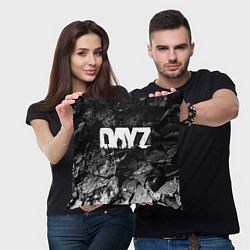 Подушка квадратная DayZ black graphite, цвет: 3D-принт — фото 2