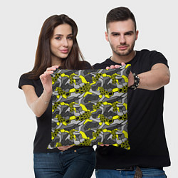 Подушка квадратная Шестиугольная текстура желтого камуфляжа, цвет: 3D-принт — фото 2