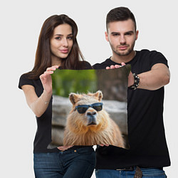Подушка квадратная Модная капибара в темных очках, цвет: 3D-принт — фото 2