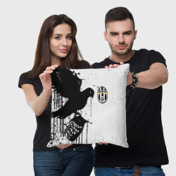 Подушка квадратная Ювентус черная птица краски, цвет: 3D-принт — фото 2