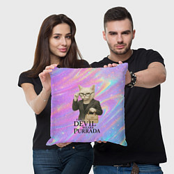 Подушка квадратная Дьявол носит Пурада пародия с белой кошкой, цвет: 3D-принт — фото 2