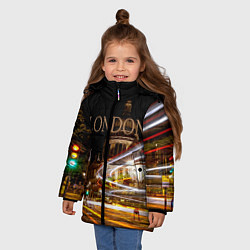 Куртка зимняя для девочки Улицы Лондона, цвет: 3D-черный — фото 2