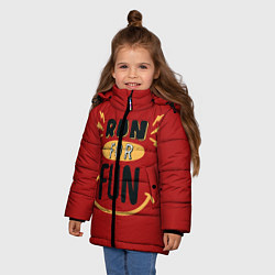 Куртка зимняя для девочки Бег для удовольствия, цвет: 3D-черный — фото 2