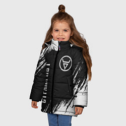 Куртка зимняя для девочки СТРАХА НЕТ - СИМВОЛ ВЕЛЕСА - Краска, цвет: 3D-черный — фото 2