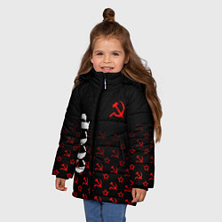 Куртка зимняя для девочки Серп и молот - ссср - паттерн, цвет: 3D-черный — фото 2