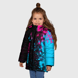 Куртка зимняя для девочки Assassins Creed - neon gradient: по-вертикали, цвет: 3D-черный — фото 2