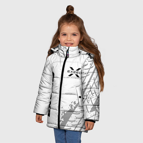 Зимняя куртка для девочки Exeed speed на светлом фоне со следами шин: надпис / 3D-Черный – фото 3
