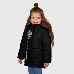 Куртка зимняя для девочки Manchester City sport на темном фоне: по-вертикали, цвет: 3D-черный — фото 2