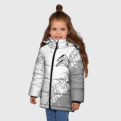 Куртка зимняя для девочки Citroen speed на светлом фоне со следами шин: надп, цвет: 3D-черный — фото 2