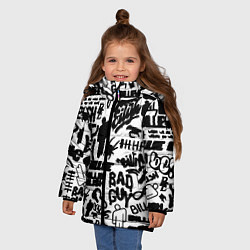 Куртка зимняя для девочки Билли Айлиш автографы черно белый, цвет: 3D-красный — фото 2