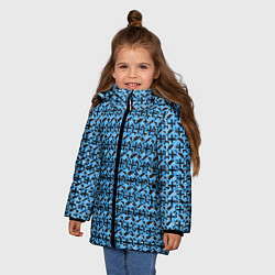 Куртка зимняя для девочки Чёрные плюсики на синем фоне, цвет: 3D-черный — фото 2