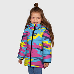 Куртка зимняя для девочки Камуфляж: голубой/розовый/желтый, цвет: 3D-черный — фото 2