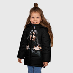 Куртка зимняя для девочки Фредди Меркьюри, цвет: 3D-светло-серый — фото 2