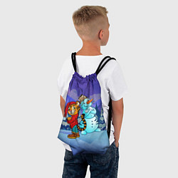 Рюкзак-мешок Тигр и снеговик Новогодние, цвет: 3D-принт — фото 2