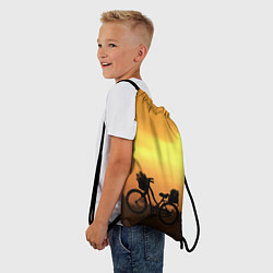 Рюкзак-мешок Велосипед на закате, цвет: 3D-принт — фото 2