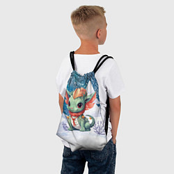 Рюкзак-мешок Дракон на фоне снежных елочек, цвет: 3D-принт — фото 2