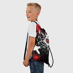 Рюкзак-мешок Мерседес на фоне граффити и брызг красок, цвет: 3D-принт — фото 2