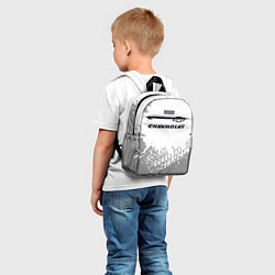 Детский рюкзак Chevrolet speed на светлом фоне со следами шин: си, цвет: 3D-принт — фото 2