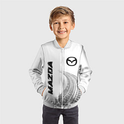 Бомбер детский Mazda speed на светлом фоне со следами шин вертика, цвет: 3D-белый — фото 2