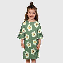 Платье клеш для девочки Цветочки-смайлики: темно-зеленый паттерн, цвет: 3D-принт — фото 2