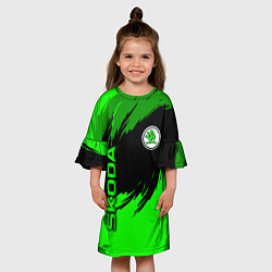Платье клеш для девочки Шкода - зеленые штрихи, цвет: 3D-принт — фото 2