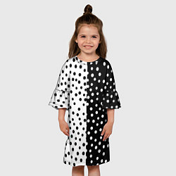 Платье клеш для девочки Две половины чёрный и белый горошек, цвет: 3D-принт — фото 2