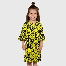 Платье клеш для девочки Желтые смайлики узор, цвет: 3D-принт — фото 2