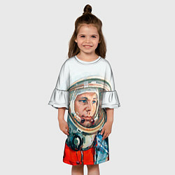 Платье клеш для девочки Гагарин в полете, цвет: 3D-принт — фото 2