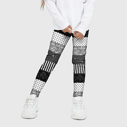 Леггинсы для девочки Черно белый полосатый узор из лоскутов, цвет: 3D-принт — фото 2