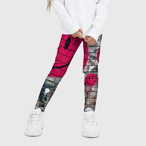 Детские легинсы Розовые смайлы граффити / 3D-принт – фото 3