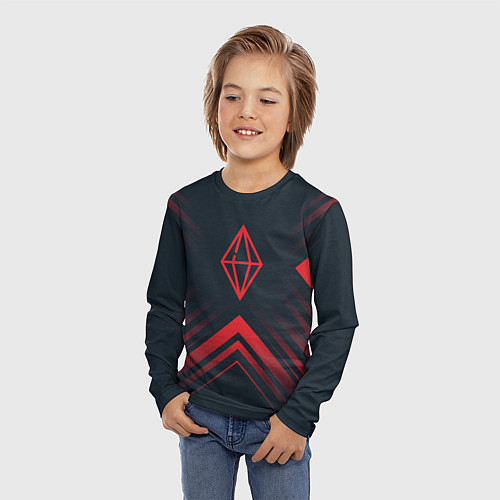 Детский лонгслив Красный символ The Sims на темном фоне со стрелкам / 3D-принт – фото 3