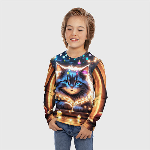Детский лонгслив Кот с гирляндой среди новогодних украшений / 3D-принт – фото 3