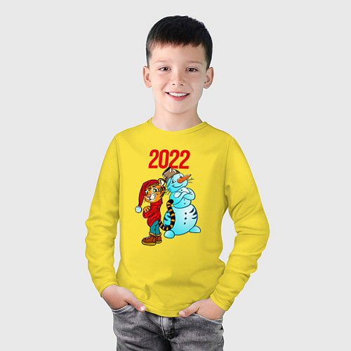 Детский лонгслив Тигр и снеговик 2022 / Желтый – фото 3