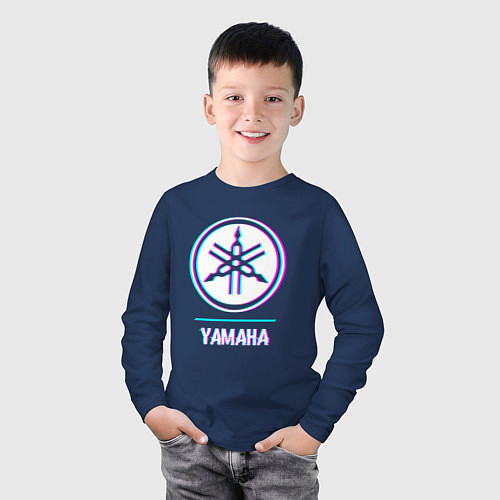 Детский лонгслив Значок Yamaha в стиле glitch / Тёмно-синий – фото 3