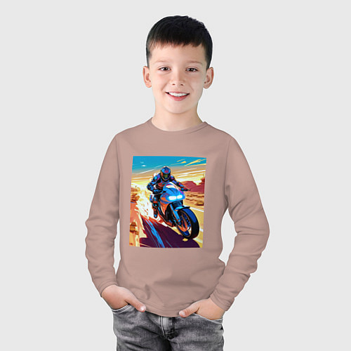 Детский лонгслив Мотоциклист в пустыне / Пыльно-розовый – фото 3