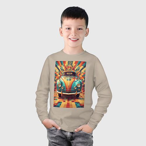 Детский лонгслив Ретро машина в ярких цветах / Миндальный – фото 3