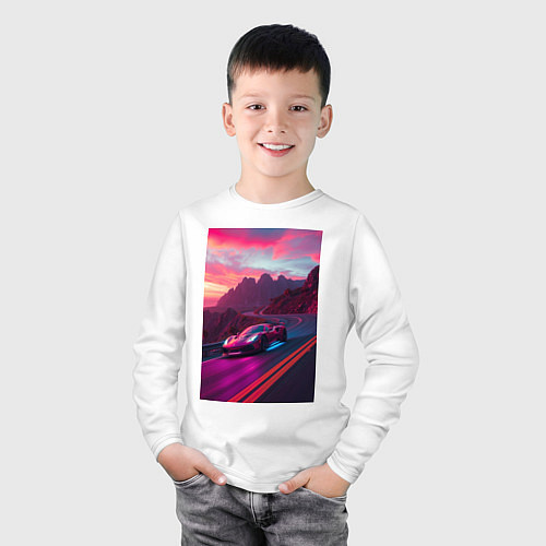 Детский лонгслив Суперкар едет по серпантину / Белый – фото 3