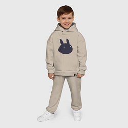 Детский костюм оверсайз Черный кролик - минимализм, цвет: миндальный — фото 2