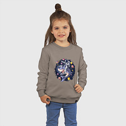 Свитшот хлопковый детский Астронавт катается на акуле в космосе, цвет: утренний латте — фото 2