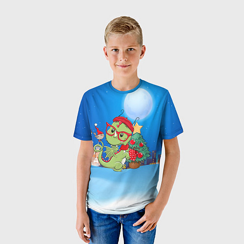 Детская футболка Дракончик в очках у елки / 3D-принт – фото 3