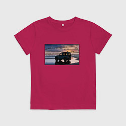 Футболка хлопковая детская Land Rover Defender на закате, цвет: маджента