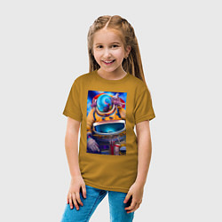 Футболка хлопковая детская Космонавт - нейросеть, цвет: горчичный — фото 2