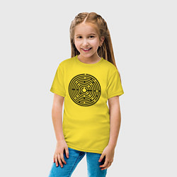 Футболка хлопковая детская Круглый чёрный лабиринт, цвет: желтый — фото 2