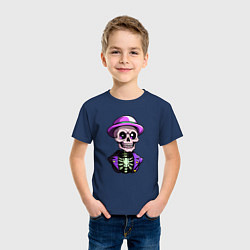 Футболка хлопковая детская Скелет в фиолетовой шляпе, цвет: тёмно-синий — фото 2