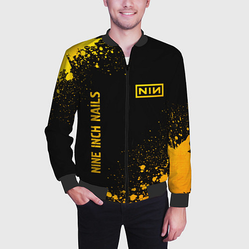 Мужской бомбер Nine Inch Nails - gold gradient вертикально / 3D-Черный – фото 3