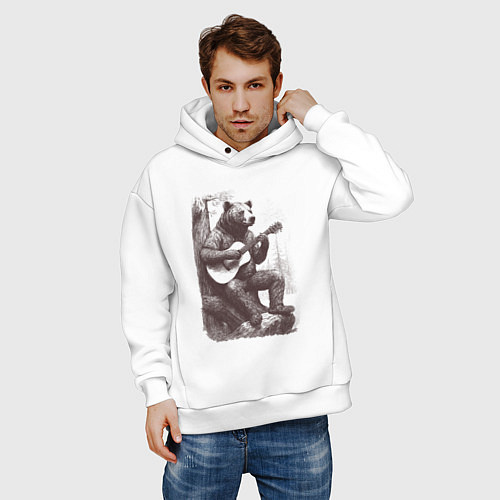 Мужское худи оверсайз Медведь в лесу играет на акустической гитаре / Белый – фото 3