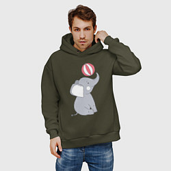 Толстовка оверсайз мужская Слонёнок с мячиком, цвет: хаки — фото 2