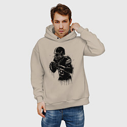 Толстовка оверсайз мужская Американский футболист черной краской, цвет: миндальный — фото 2