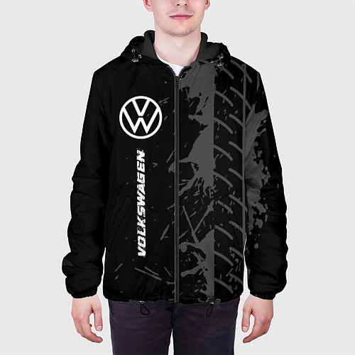 Мужская куртка Volkswagen speed на темном фоне со следами шин по- / 3D-Черный – фото 3